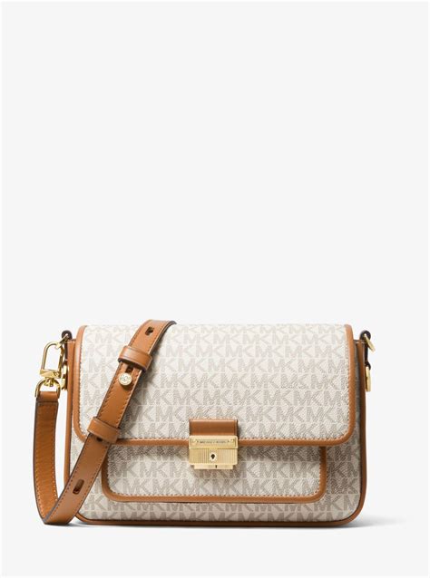 Michael Kors Bradshaw Medium Leather Messenger 